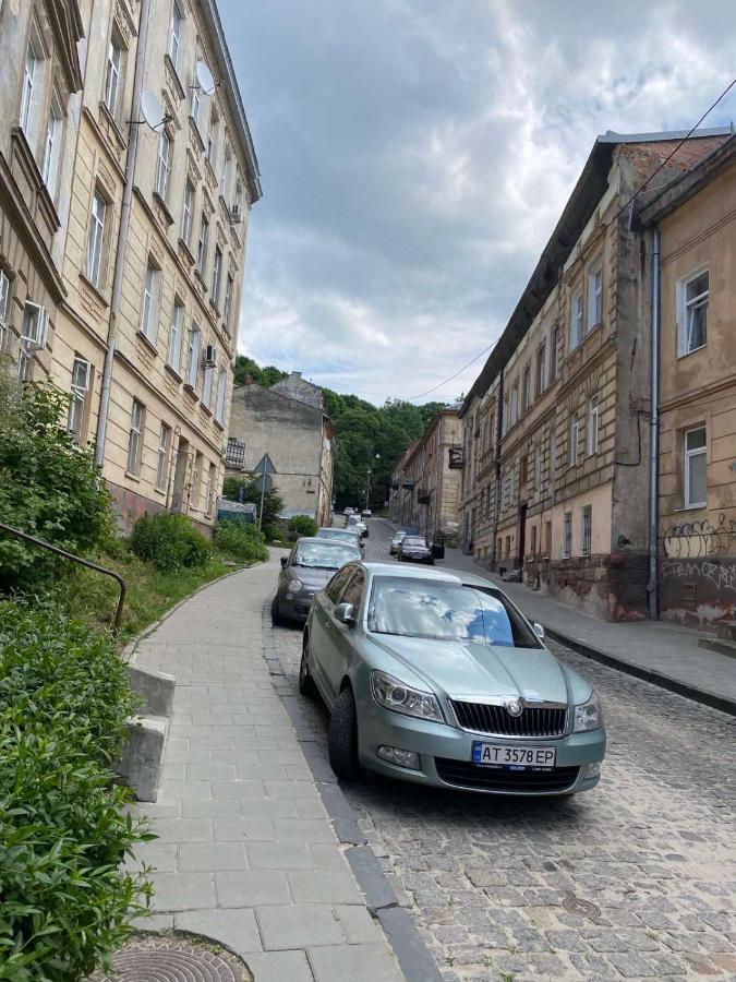 Izuminka V Centre Goroda Львов Экстерьер фото